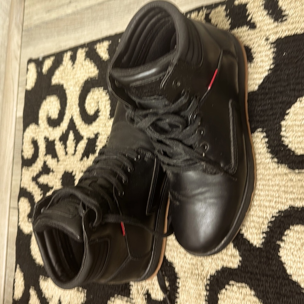 LEVI CHUKKA BOOTS - never used perfect condition- paid $109 perfect 8.5 size